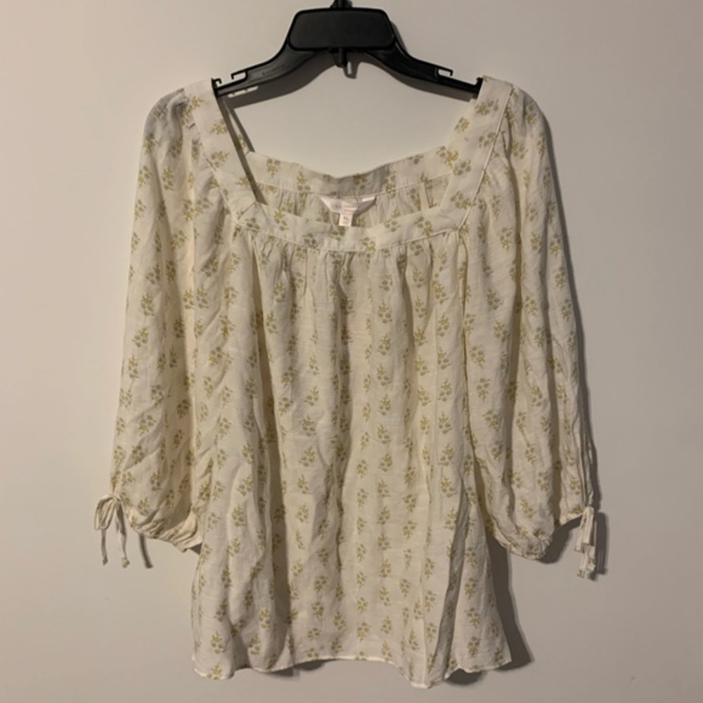 LC Lauren Conrad Floral Peasant Top
